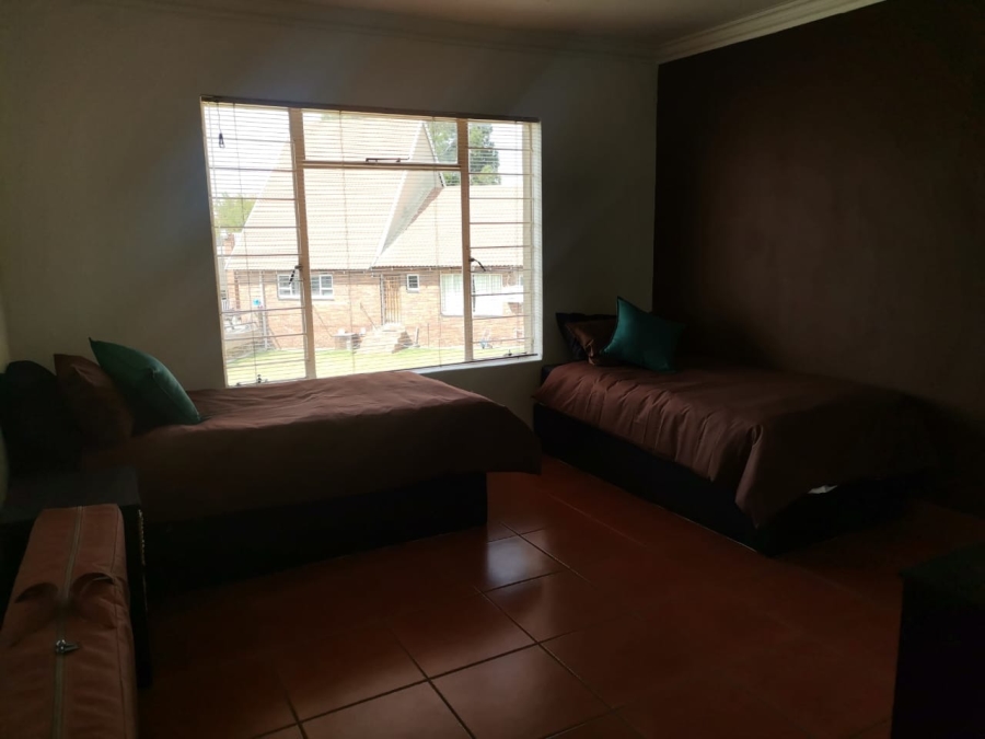 5 Bedroom Property for Sale in Deneysville Free State
